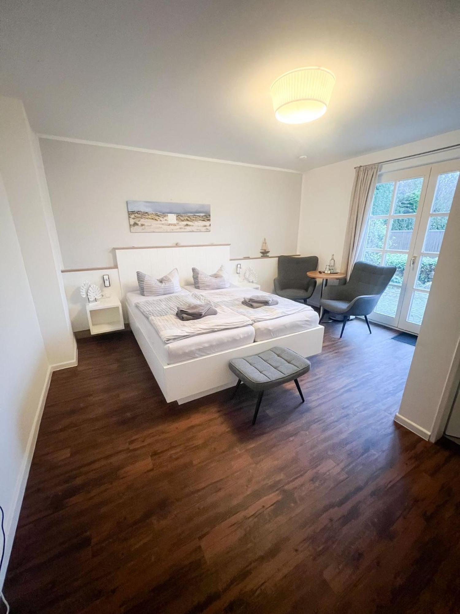 Hotel Garni Seeluft Buesum Esterno foto