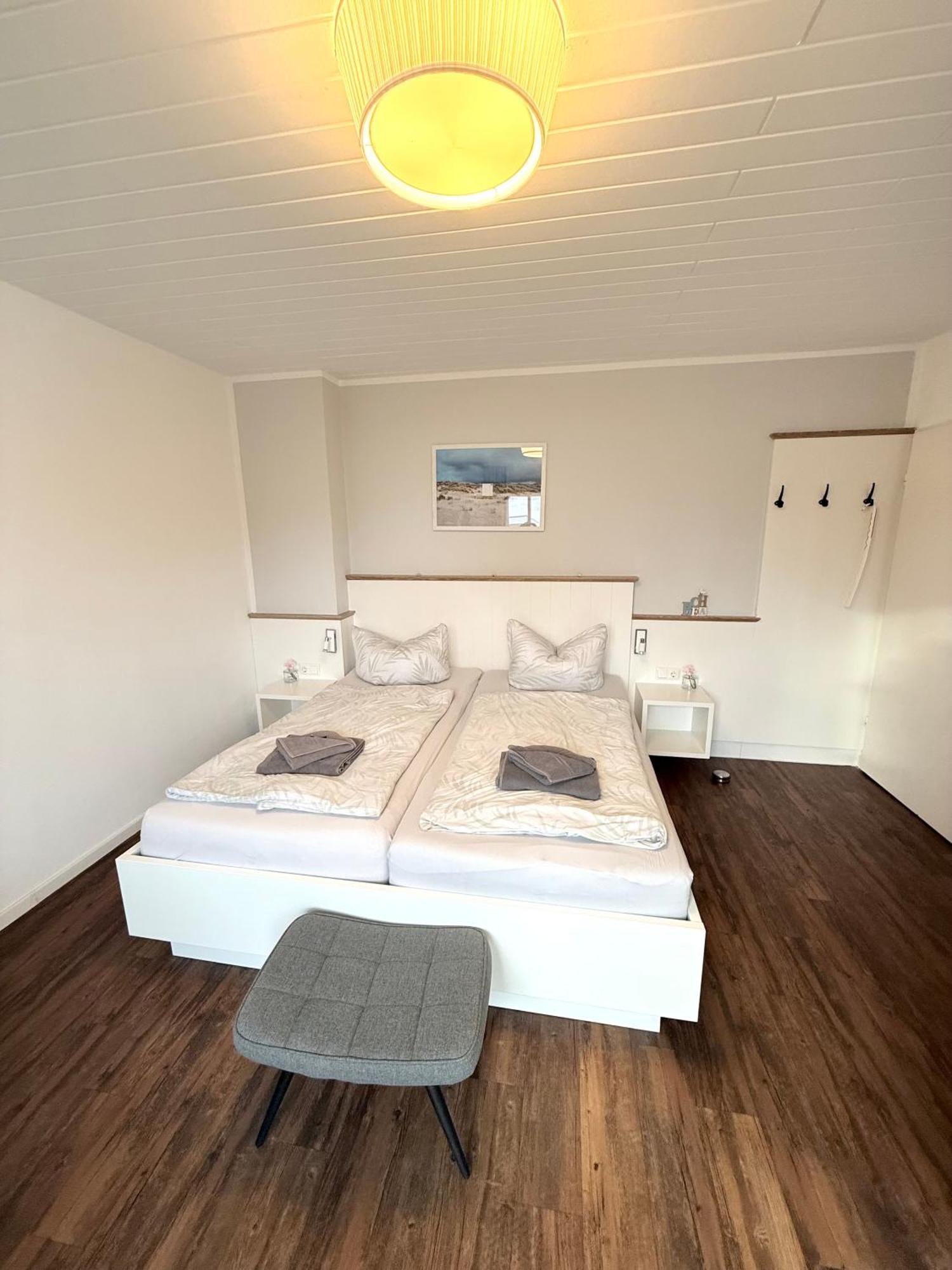 Hotel Garni Seeluft Buesum Esterno foto