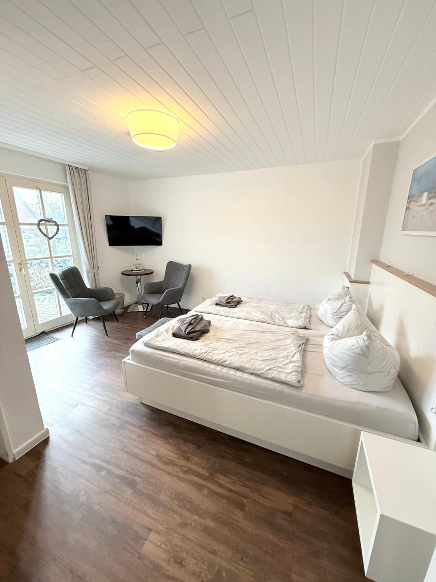 Hotel Garni Seeluft Buesum Esterno foto