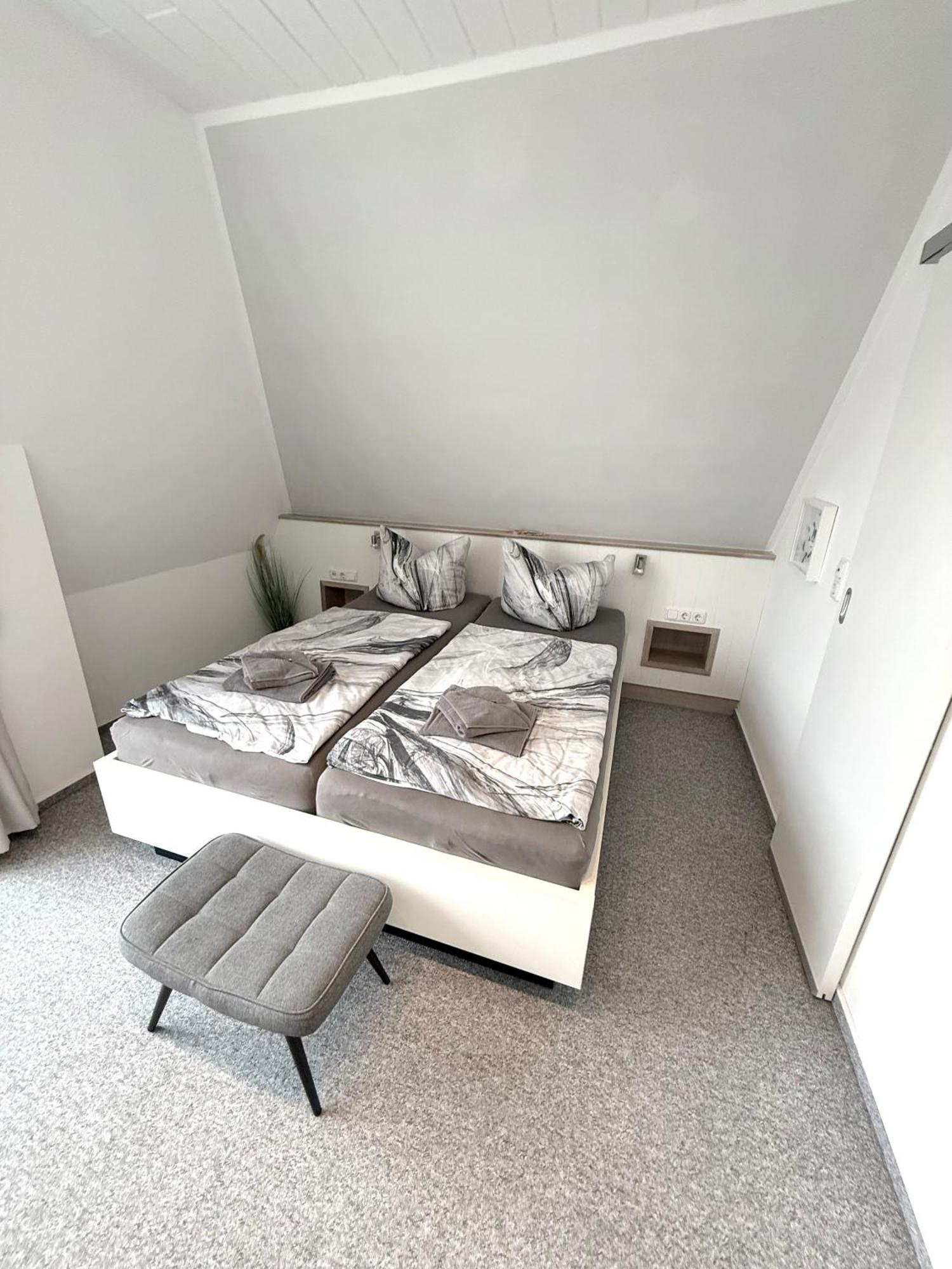 Hotel Garni Seeluft Buesum Esterno foto